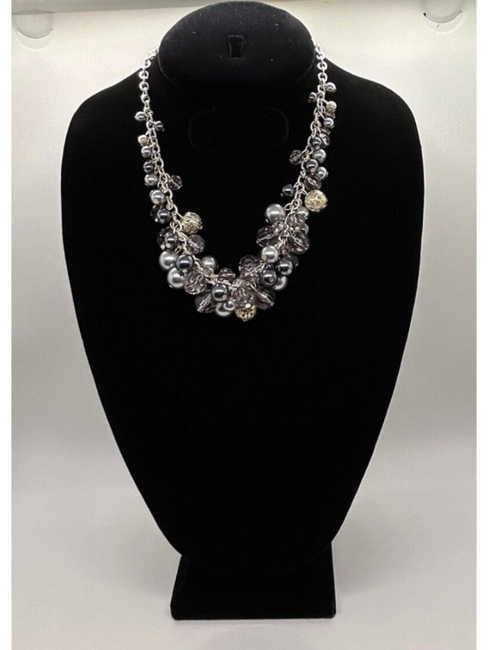 Vintage Style Silver Tone Chunky Beaded Necklace With Lobster Clasp & Decorative - Picture 2 of 7